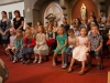 Fest 70 Jahre Pfarrkindergarten Gersthof in und um die Pfarrkirche.