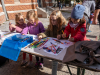 Kinder-Spielstationen und Agape vor der Pfarrkirche (Erntedank 2022, Pfarre Gersthof)