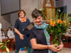 Die Religionslehrerin der lokalen Volksschule, Gabi Ehrenberger, wird vor dem Ruhestand bedankt - 9. Norberti-Kirtag der Pfarre Gersthof-St.Leopold am 12.6.2022
