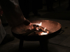 Entzünden des Osterfeuers und daran der Osterkerze - Osternacht-Lichtfeier 2023