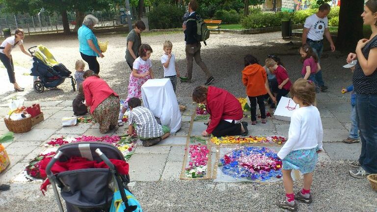 Blumenbilder zu Fronleichnam